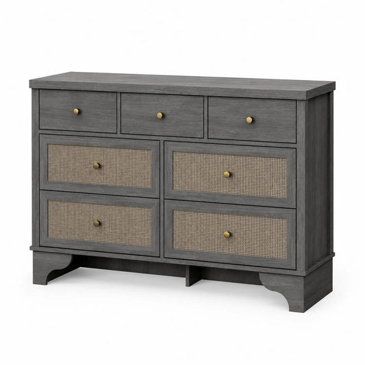 Cassettiera in legno con frontali in rattan e maniglie in ottone